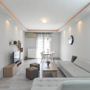 Daire Houseloft Commercial Central, Selanik